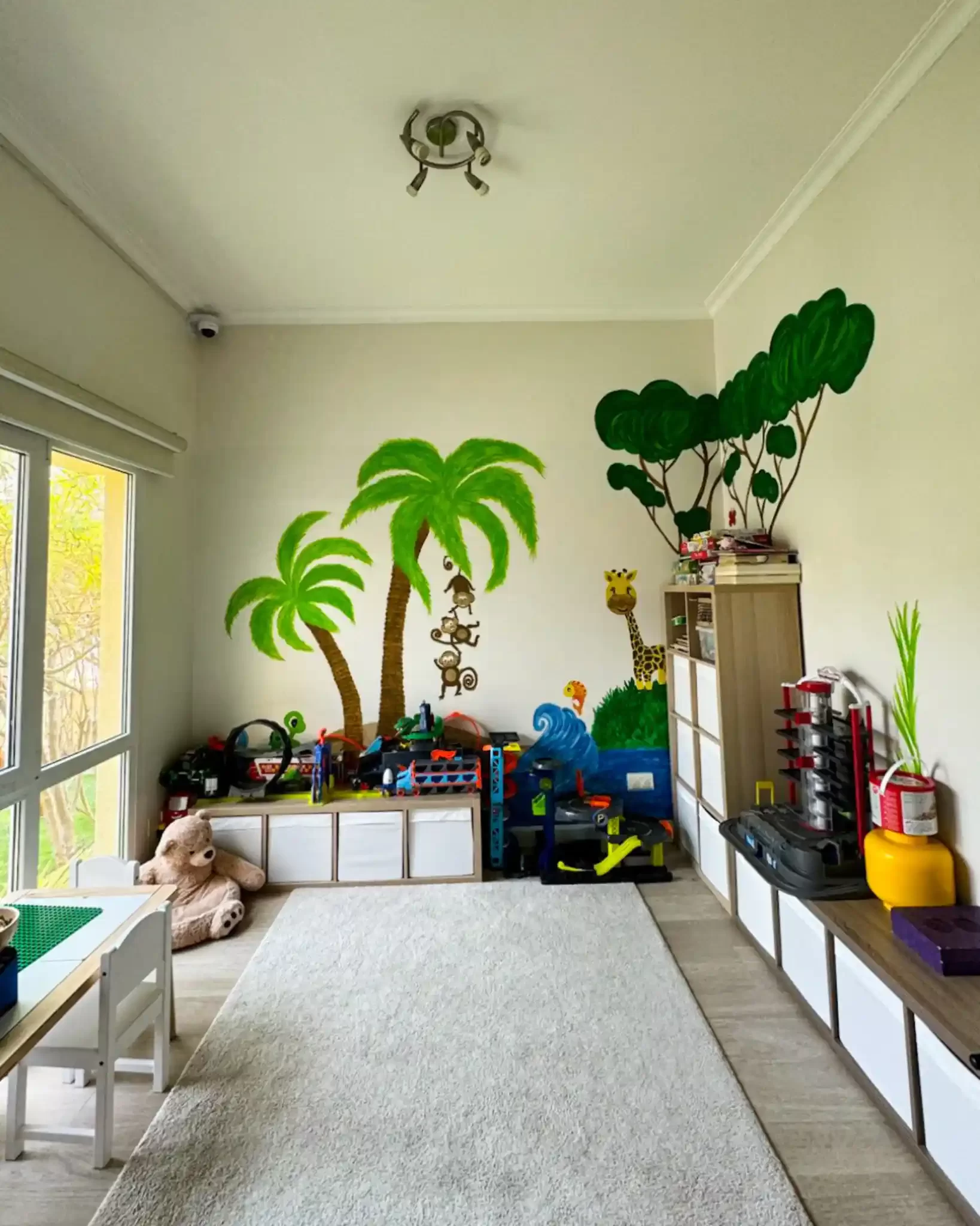 kids-playroom-jungle-wall-mural kids-playroom-jungle-wall-mural