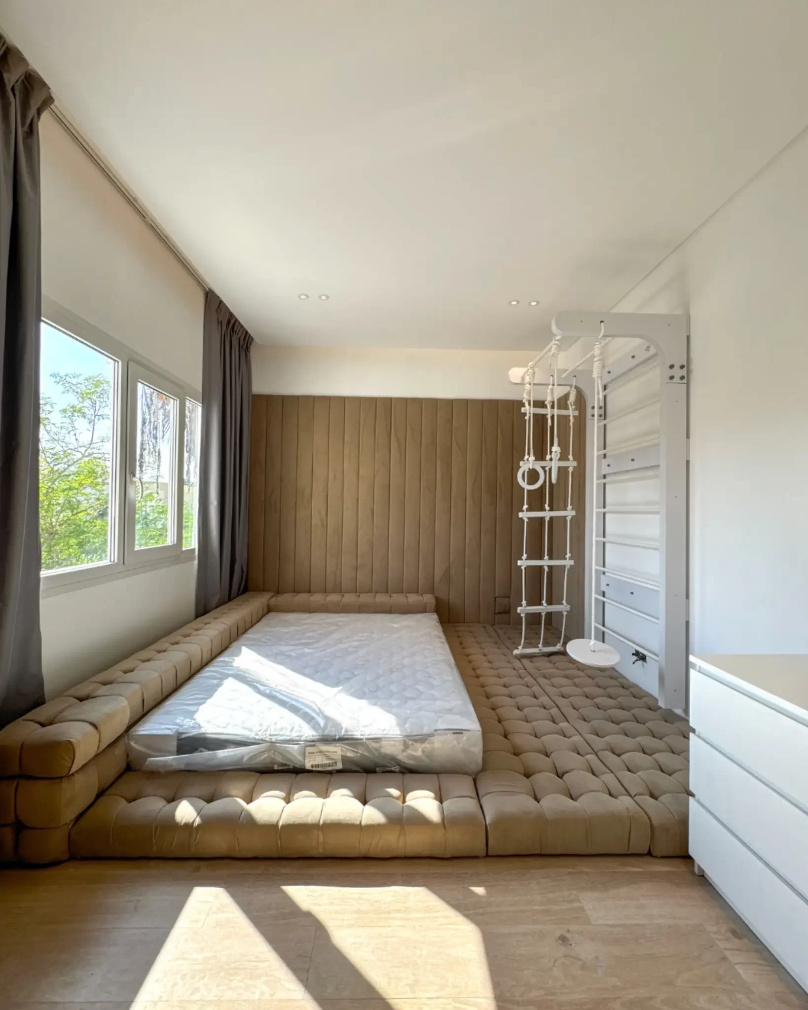 kids-room-floor-bed-padded-wall kids-room-floor-bed-padded-wall