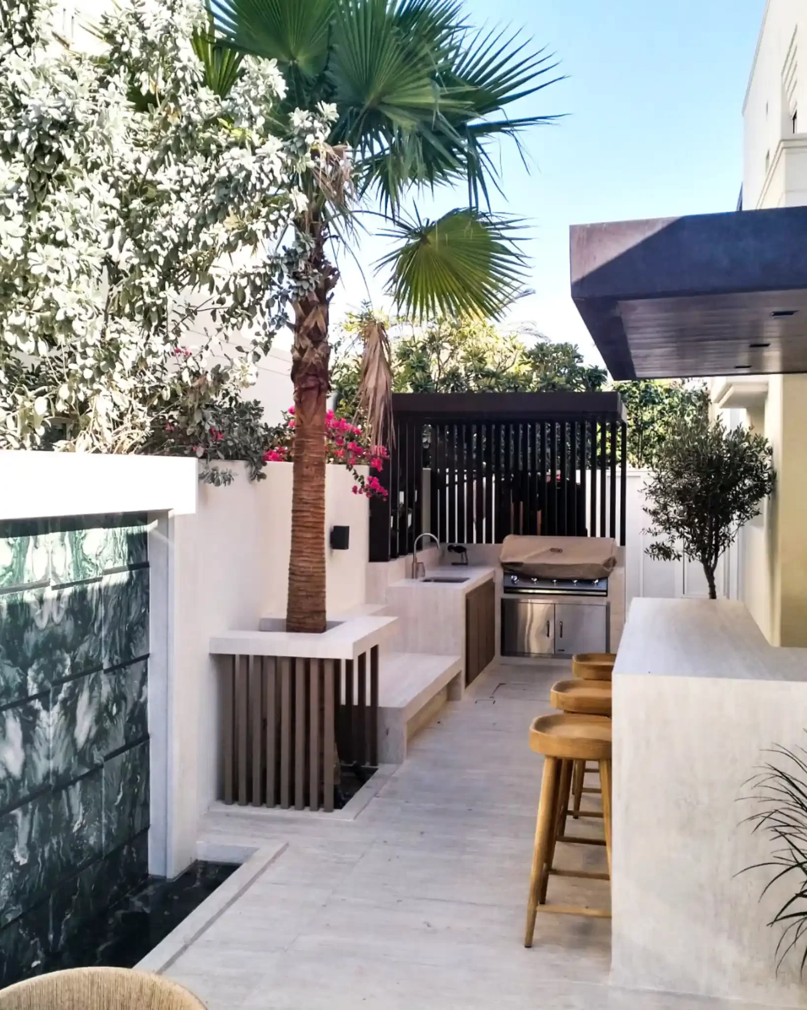 villa-outdoor-bbq-kitchen-area villa-outdoor-bbq-kitchen-area